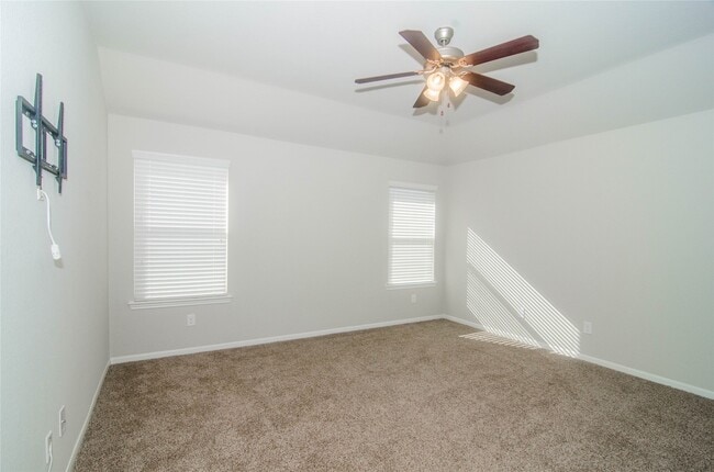 Building Photo - 29219 Dunns Creek Ct