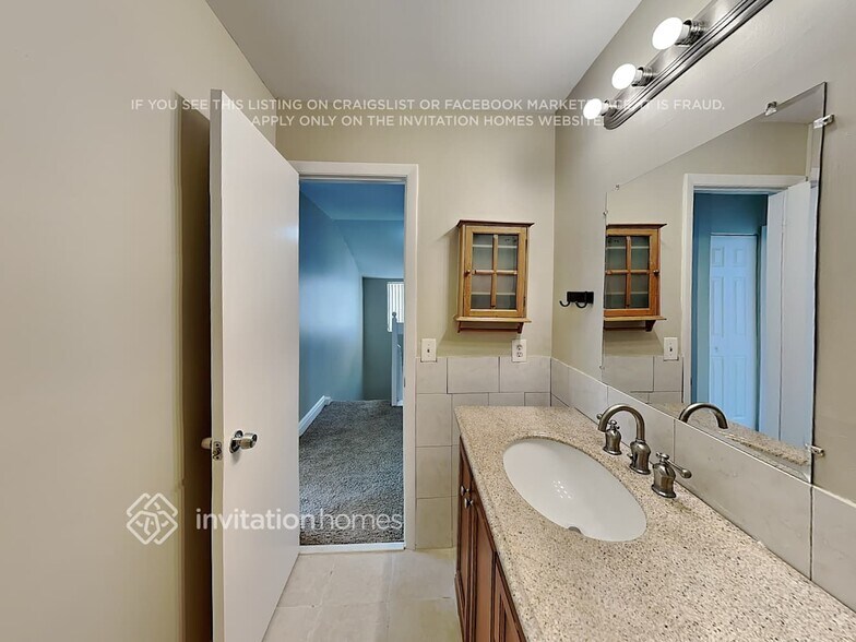 Building Photo - 14543 SW 127th Ct