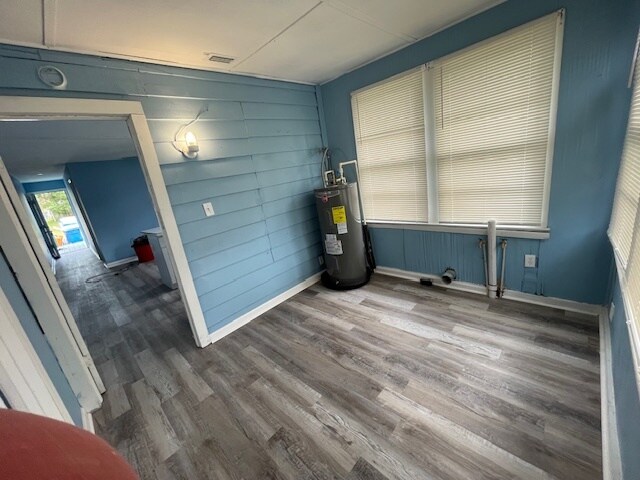 Building Photo - 250 Vernis Ave