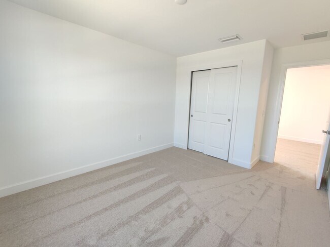 Building Photo - 6140 Baywood Ct