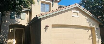 Building Photo - 121 Anjou Cir