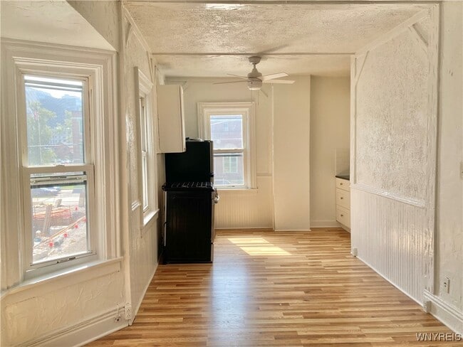 Building Photo - 58 Trinity Pl
