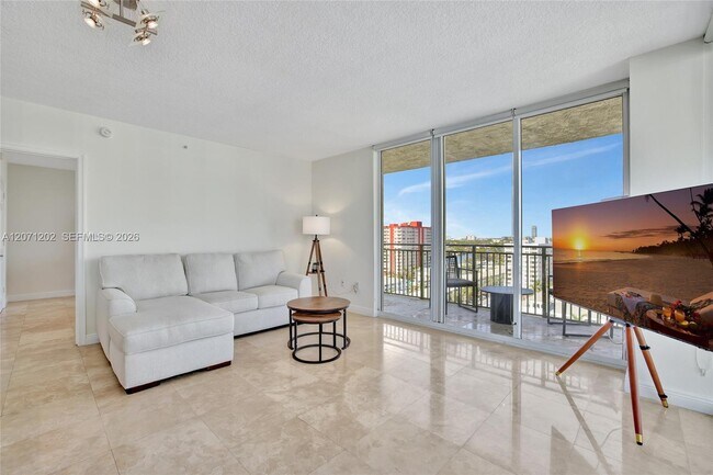 Building Photo - 2080 S Ocean Dr