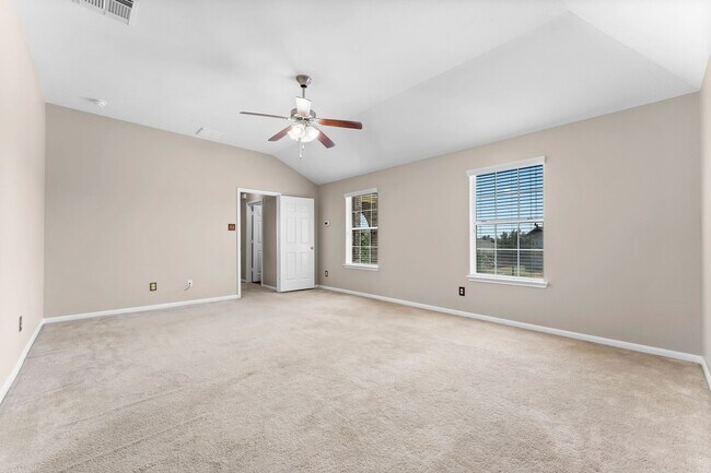 Building Photo - 8338 Loetsch Ridge Way