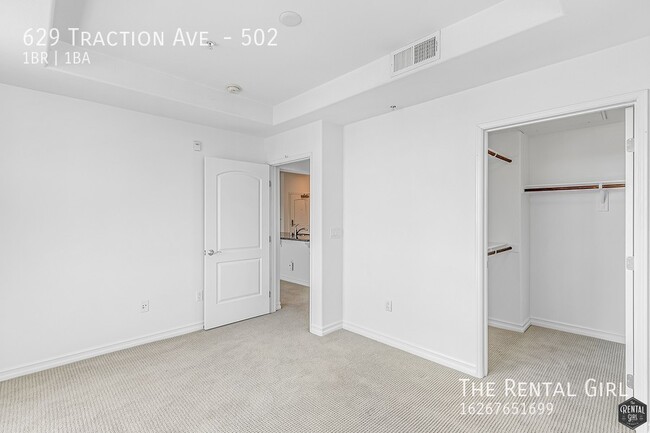 Building Photo - Bright 1 Bed/1 Bath Arts District Condo| S...