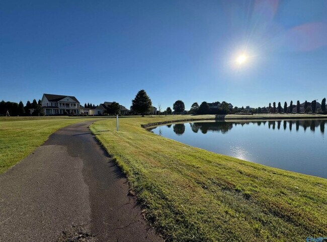 Building Photo - 22 Maple Grove Blvd SW