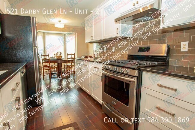 Building Photo - 521 Darby Glen Ln