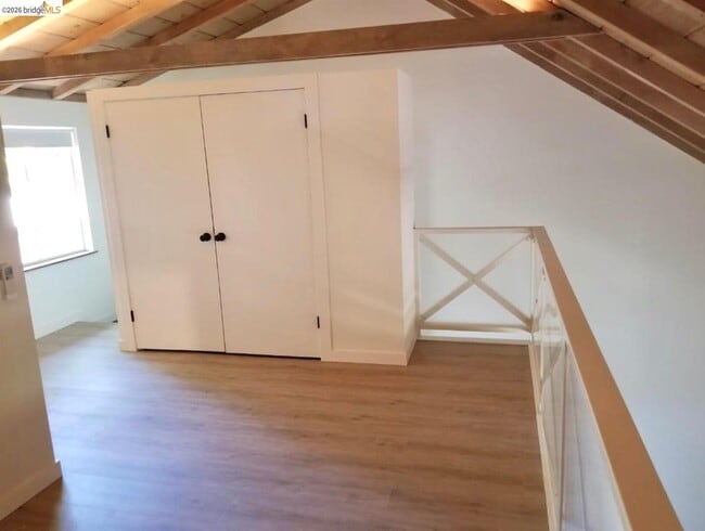 Building Photo - 21 Waverley Ct