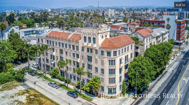Building Photo - 4123 Wilshire Blvd
