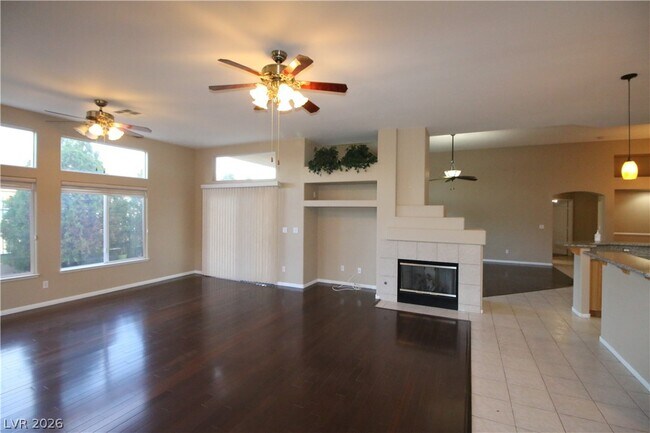 Building Photo - 1520 Vía Cassia