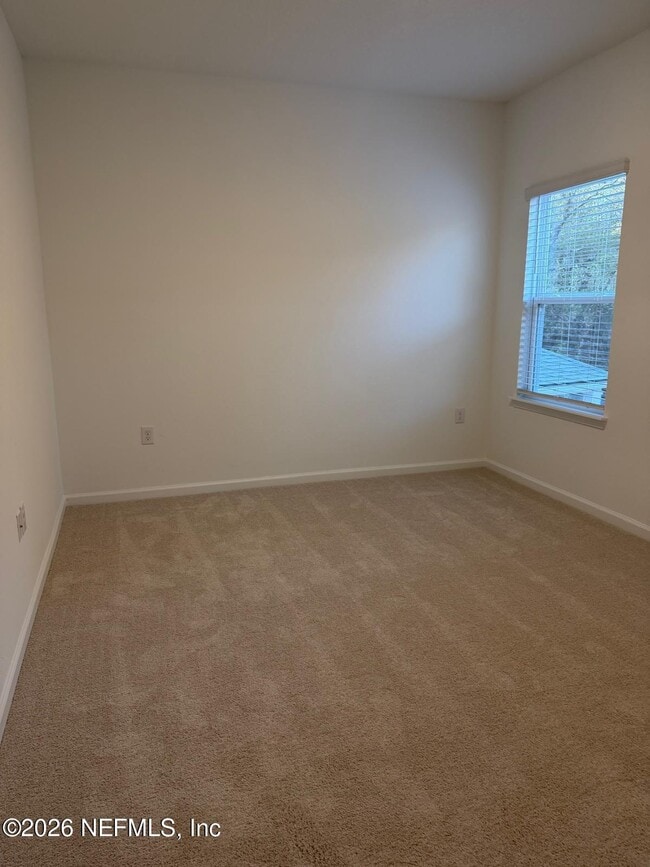 Building Photo - 624 Farmfield Dr