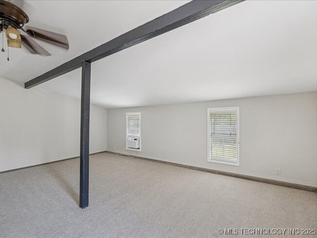 Building Photo - 3001 S Ash Ct