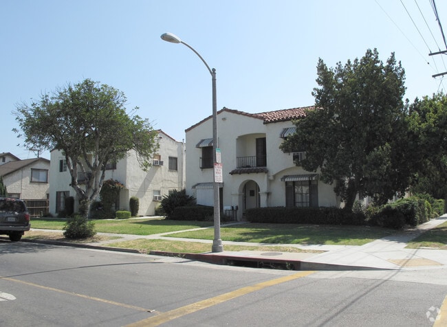 Building Photo - 1520-1522 1/2 S. 2nd St.