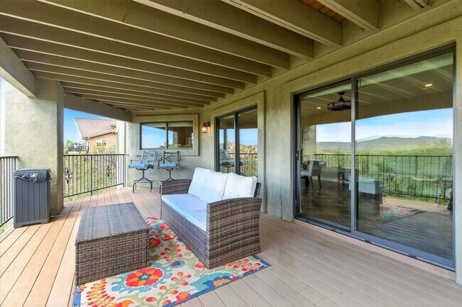 Building Photo - 1670 South Maddi-SI ID1475807P