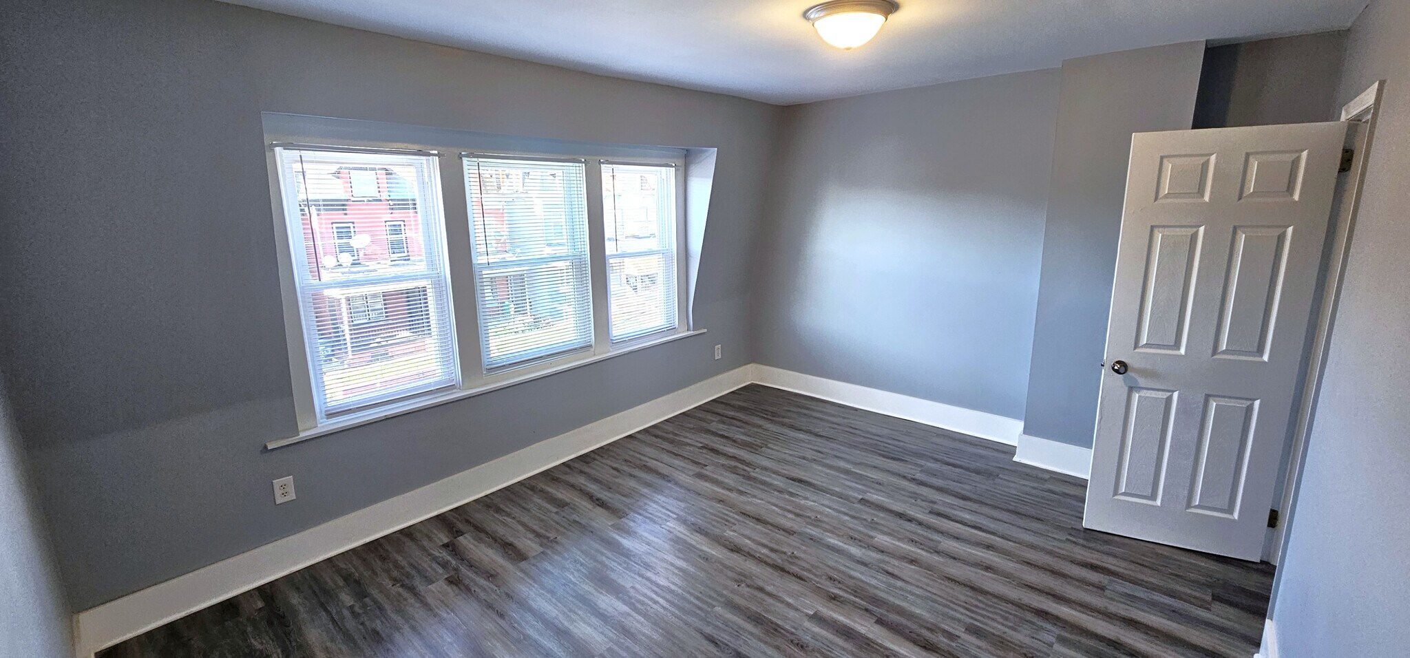 Building Photo - 244 W Douglass St
