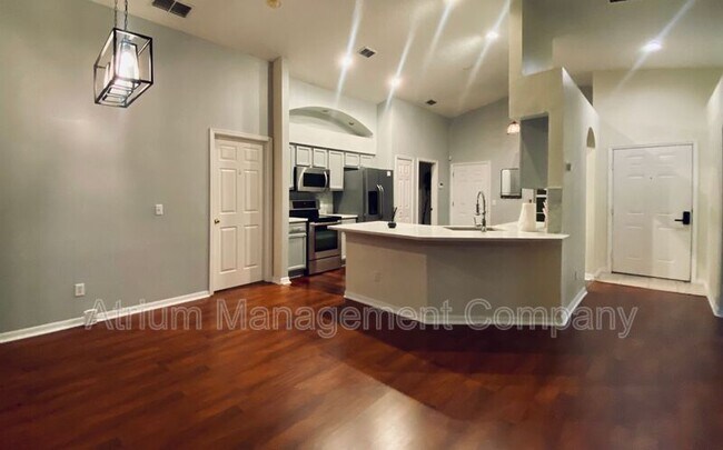 Building Photo - 15412 Amberbeam Blvd