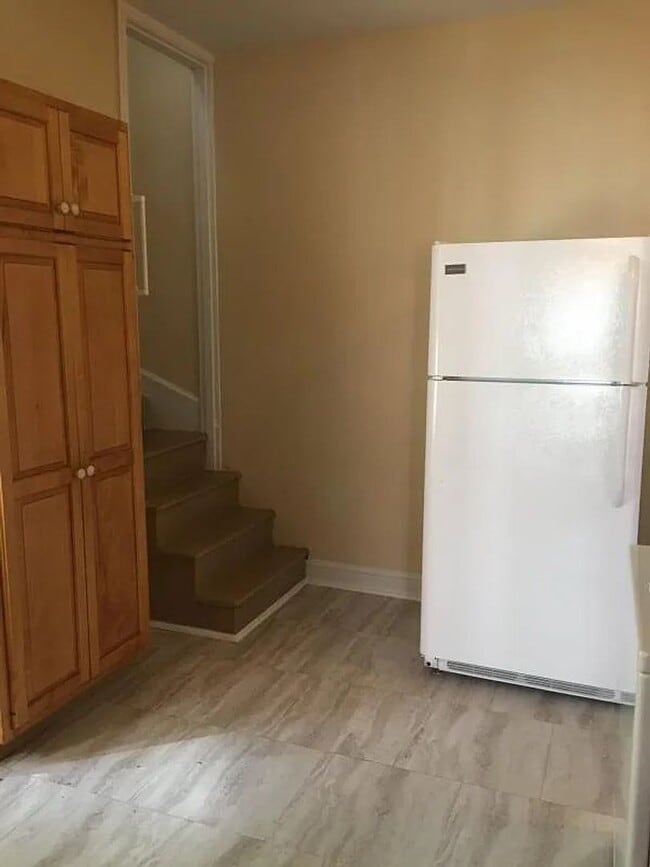 Building Photo - 2 Bedroom in Carlisle, PA!