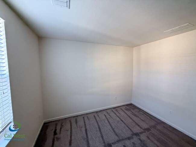 Building Photo - $3795 - Spacious 3 Bedroom 2.5 Bath, 2 Sto...