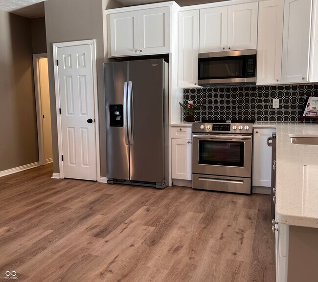 Building Photo - 12972 Brookdale Dr