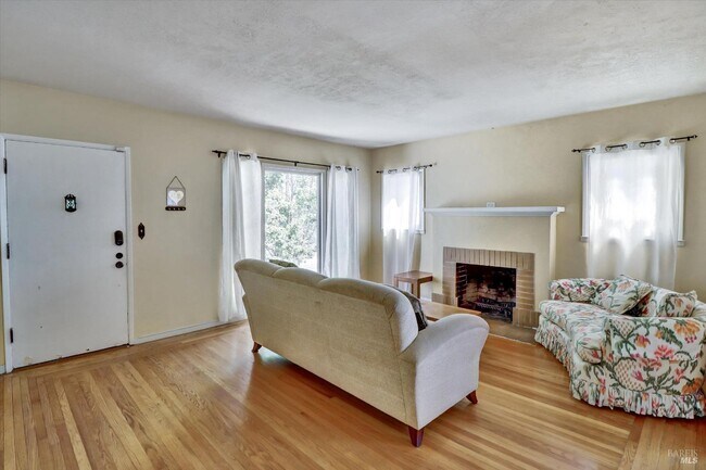 Building Photo - 1467 Ohio St