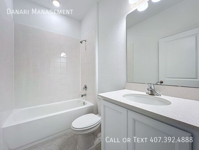 Building Photo - 1679 Meadowlark Dr