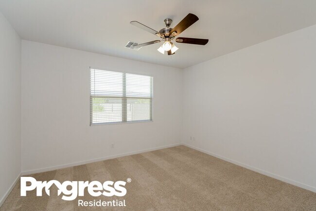 Building Photo - 14446 W Hackamore Dr.