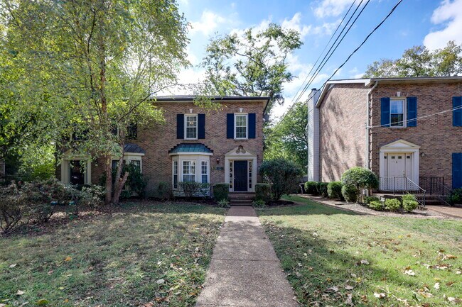 Primary Photo - 1135 Clifton Ln