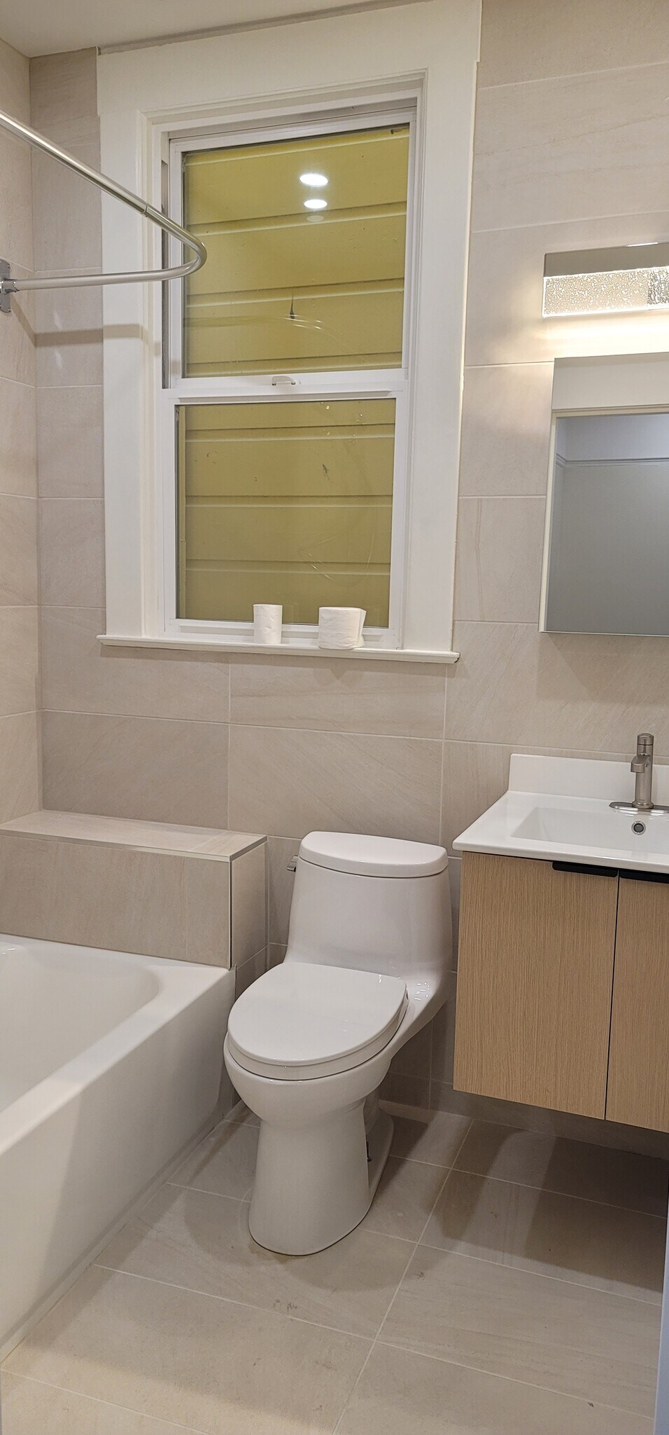 Building Photo - 469 28th Ave