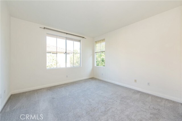 Building Photo - 3406 Ladrillo Aisle