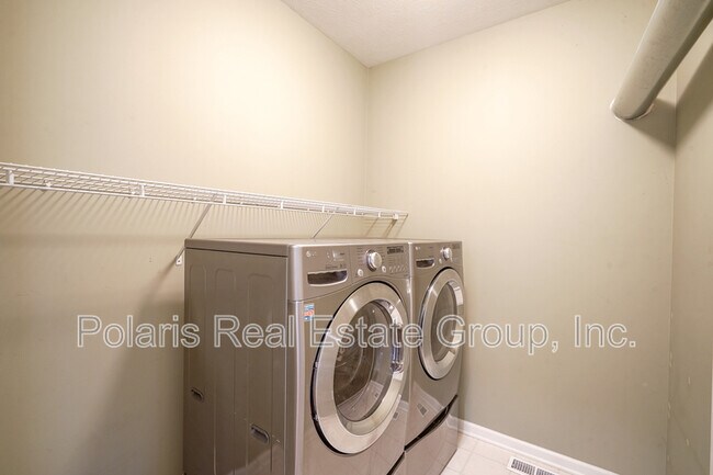 Building Photo - 11919 Cabri Ln