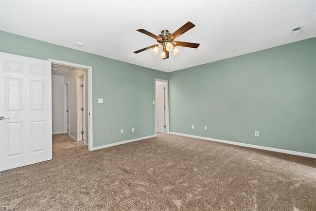 Building Photo - 4975 Kemps Lake Dr