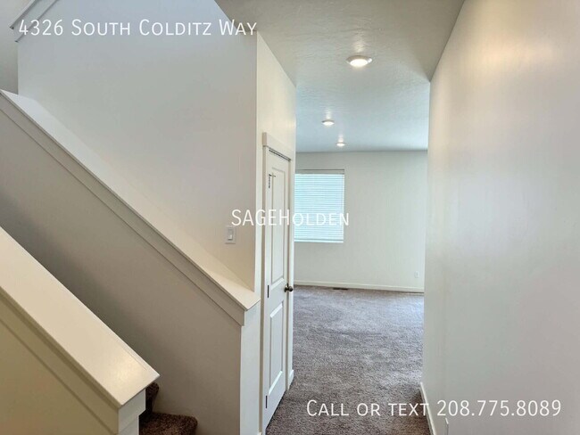 Building Photo - 4326 S Colditz Wy