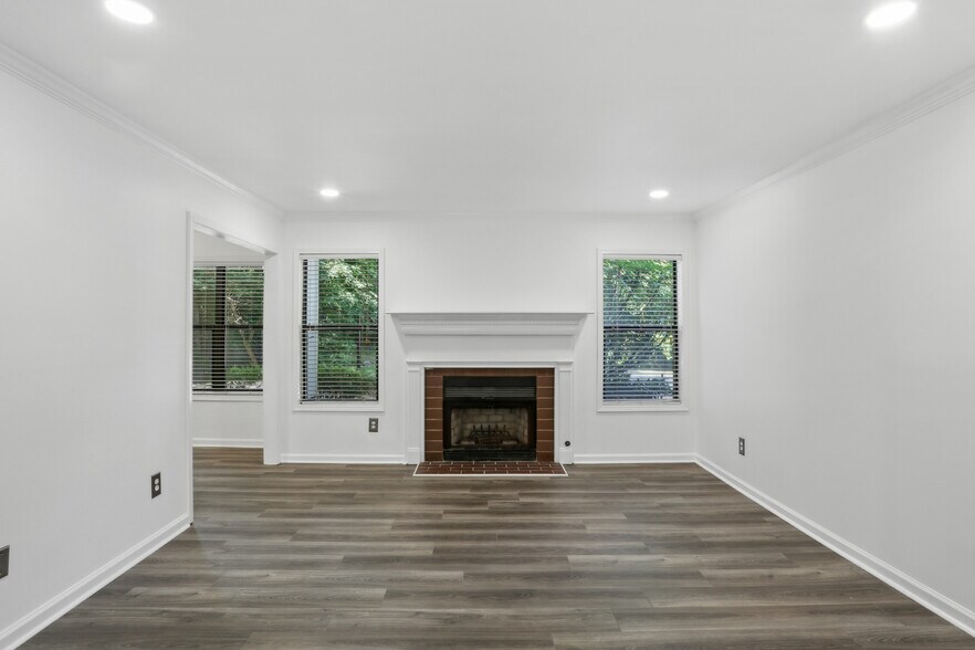 Livingroom View - 1612 Huntingdon Chase