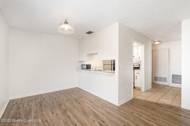 Building Photo - 228 San Paulo Cir