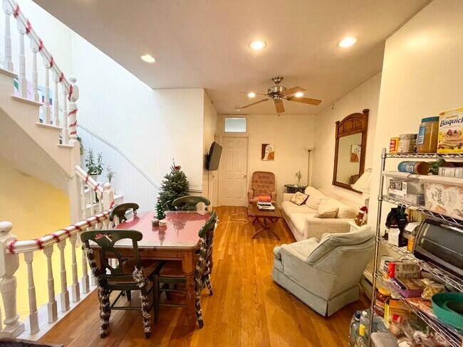 Building Photo - 588 Columbus Ave