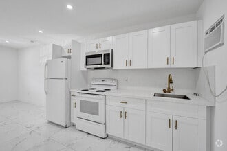 Building Photo - BHM Apartments