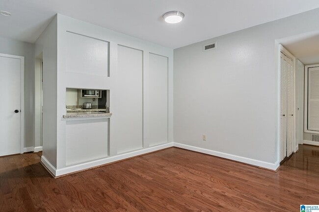 Building Photo - 159 Old Montgomery Hwy