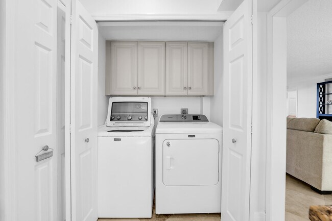 Building Photo - 4161 U.S. Hwy 1