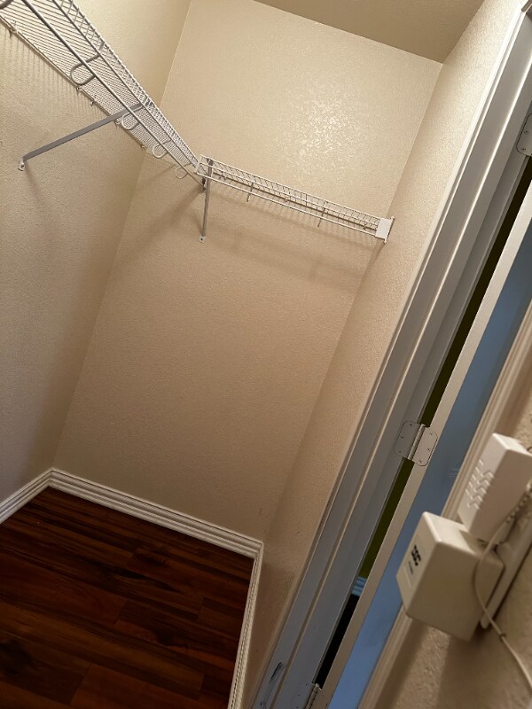 Building Photo - 8124 Stowe Springs Ln