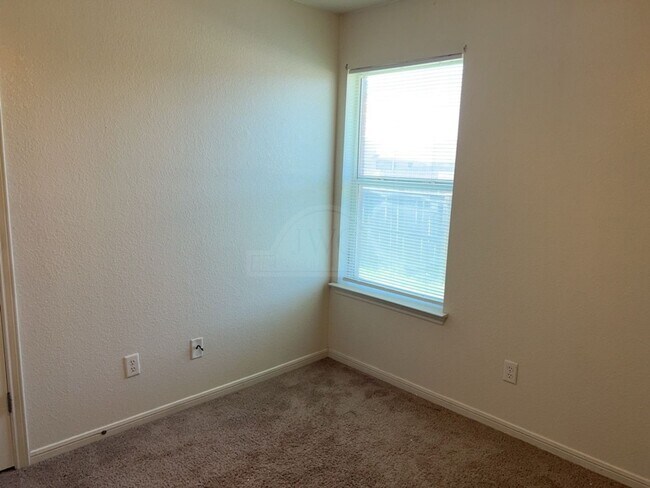 Building Photo - 1206 Cinch Dr