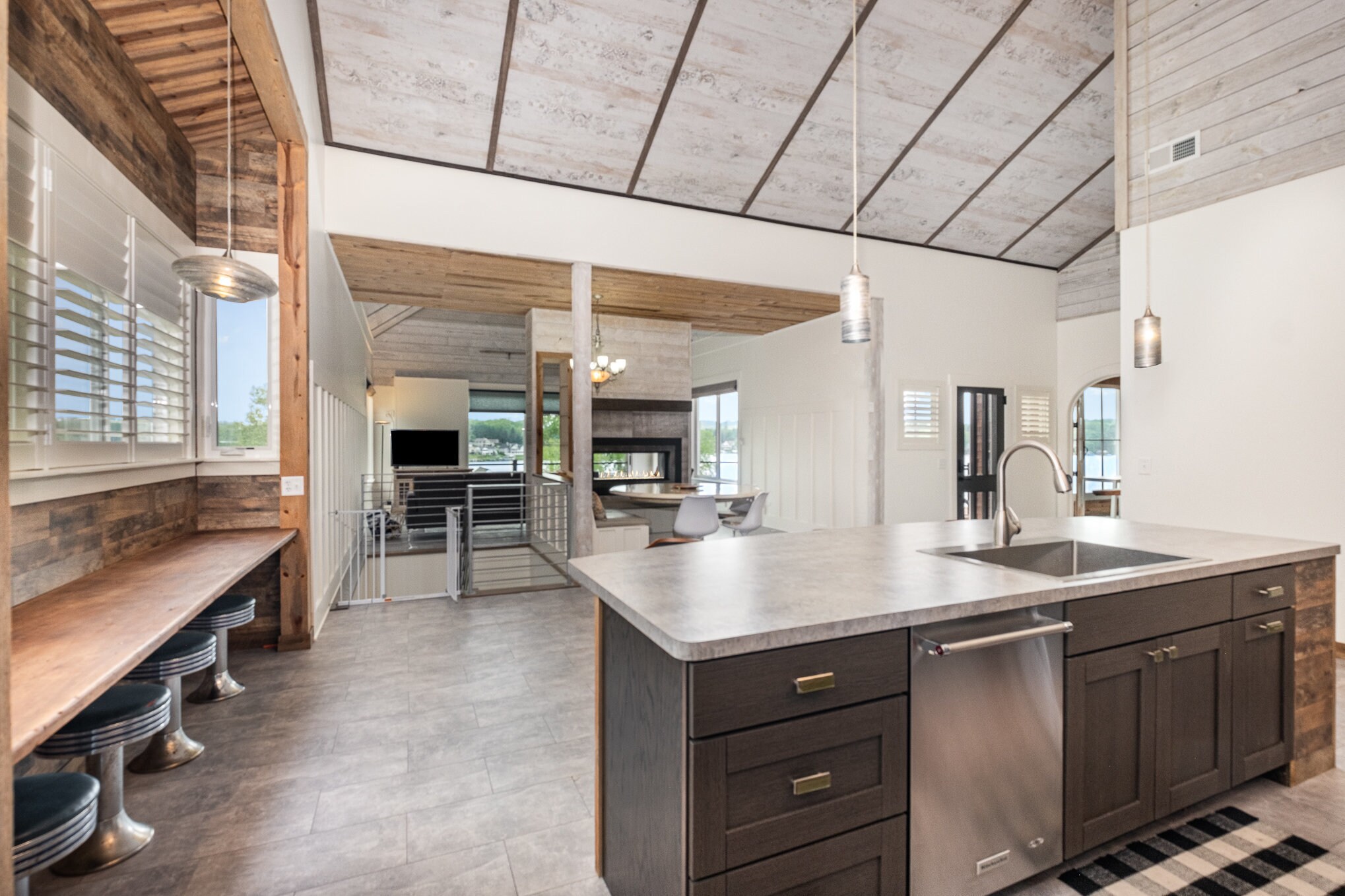 Building Photo - 4006 Apple Valley Dr