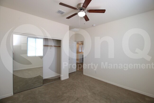 Building Photo - 10169 W Los Gatos Dr