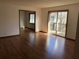 Building Photo - 4334 Buckingham Ct