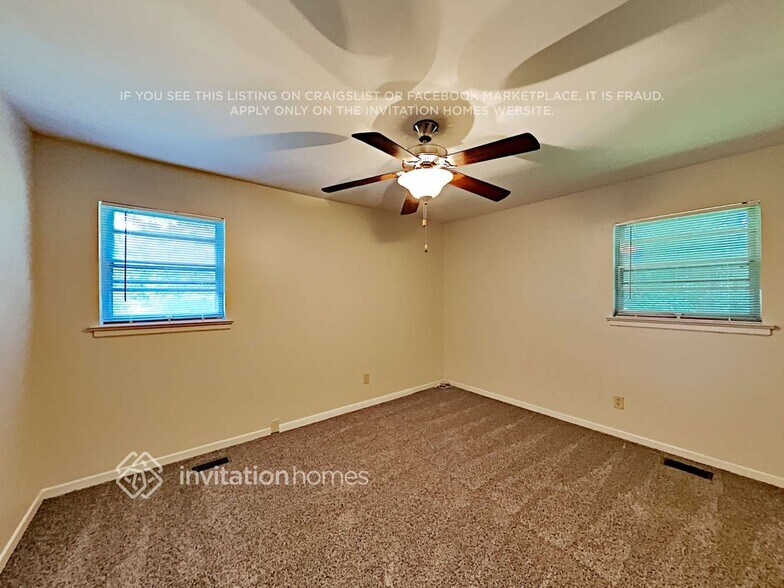 Building Photo - 1732 Balfour Ln