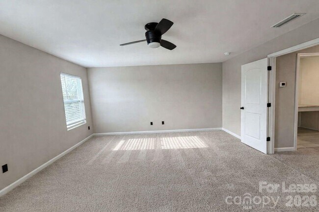 Building Photo - 12881 Clydesdale Dr