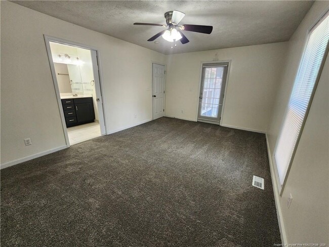 Building Photo - 5521 Deep Hollow Ct