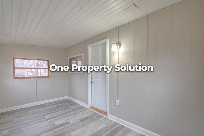 Building Photo - 6001 W 9th Ave