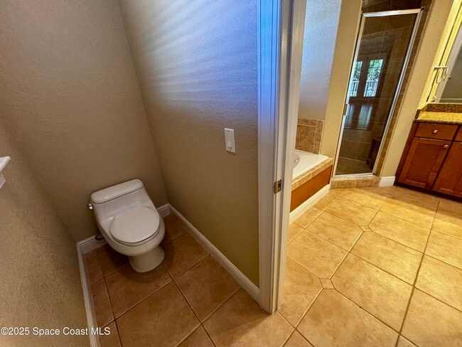 Building Photo - 1390 Isabella Dr