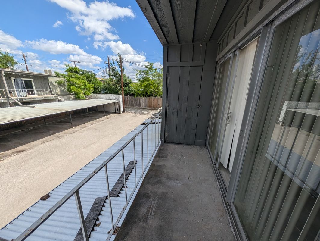 Building Photo - 9017 Rue Cambon St