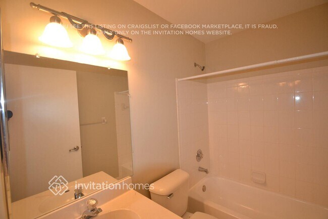 Building Photo - 669 NW 151st Ave